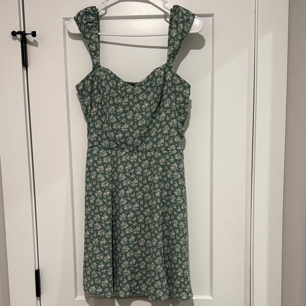 Trixxi Green Floral Mini Dress